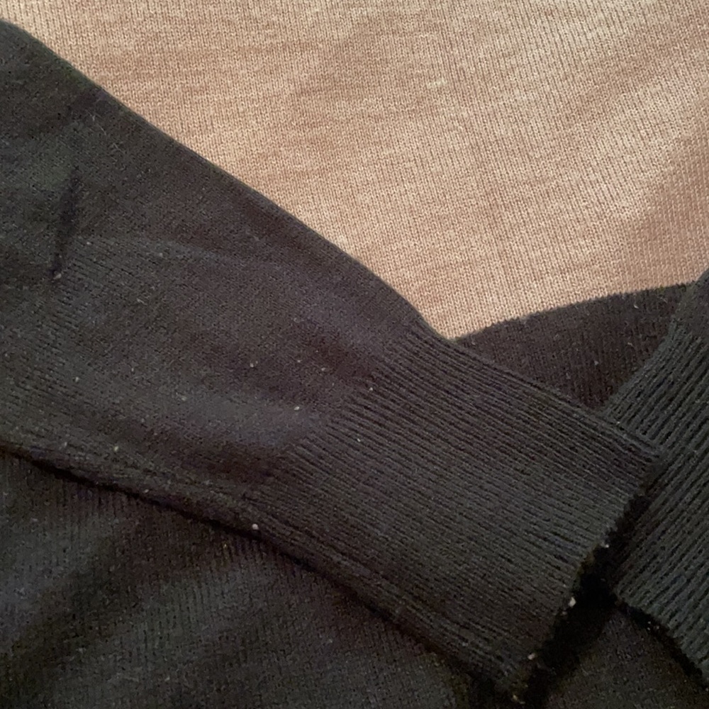 Sweater - Picture 3 of 3